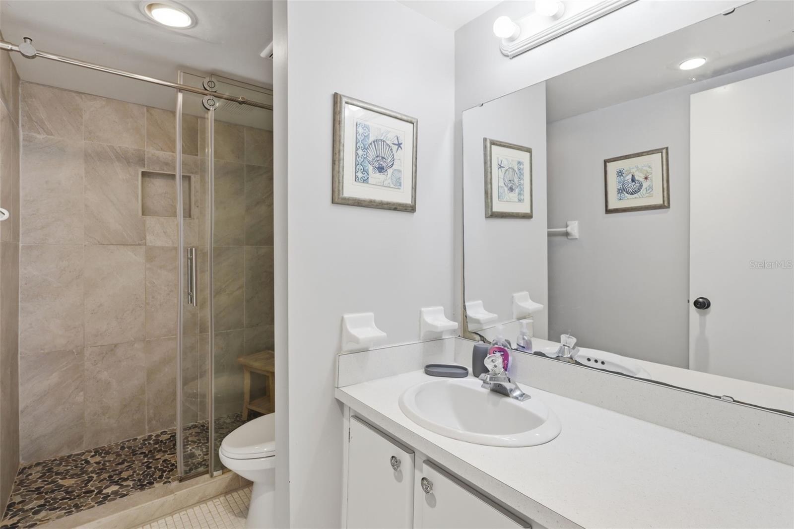 Image 30 of 35 For 4495 Atlantic Avenue 501