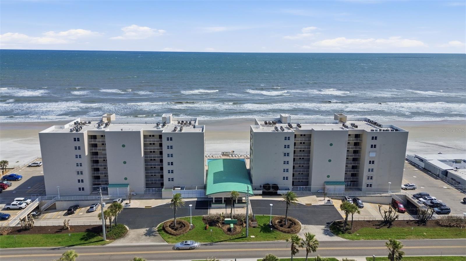 Image 4 of 35 For 4495 Atlantic Avenue 501