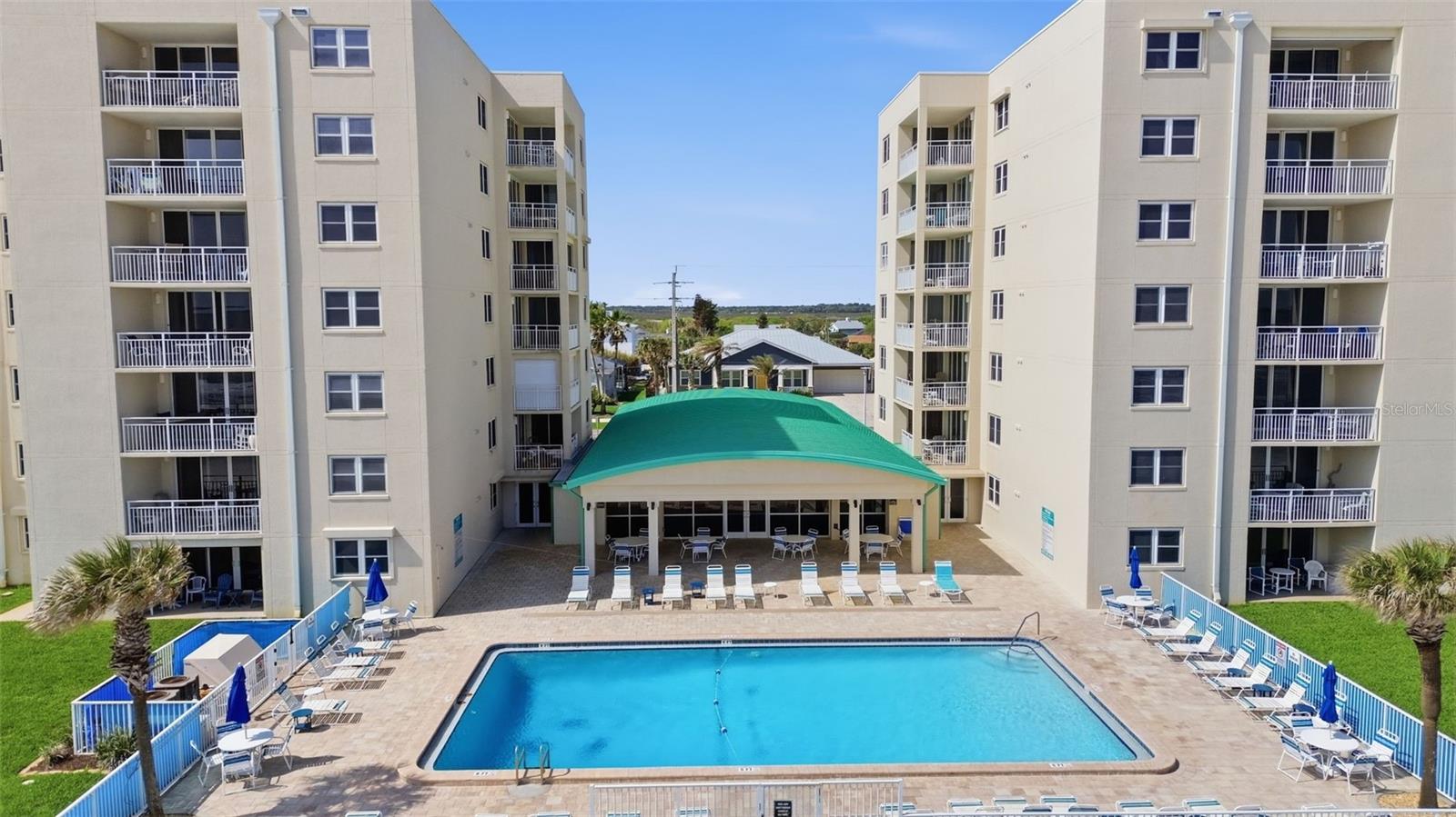 Image 7 of 35 For 4495 Atlantic Avenue 501