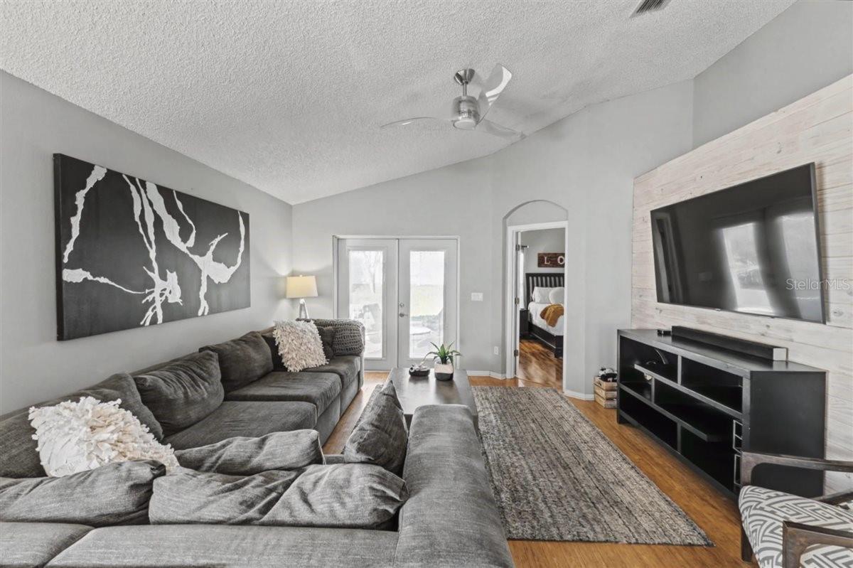 Image 16 of 37 For 2070 Carpathian Drive