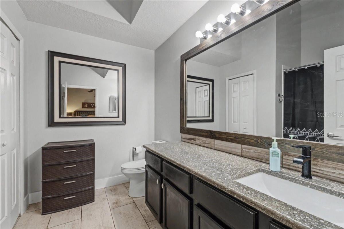 Image 26 of 37 For 2070 Carpathian Drive