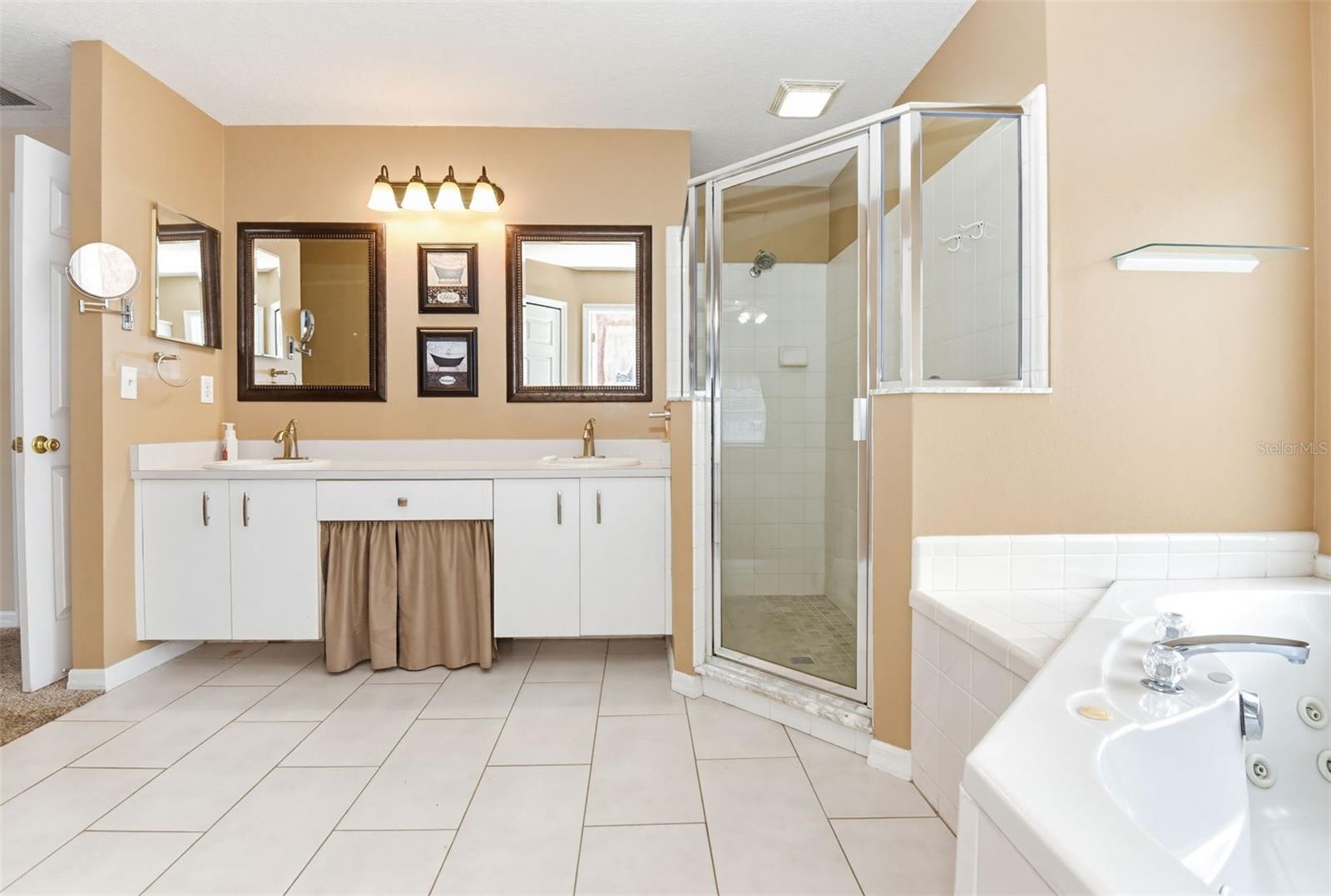 Image 16 of 31 For 1840 Tara Marie Lane