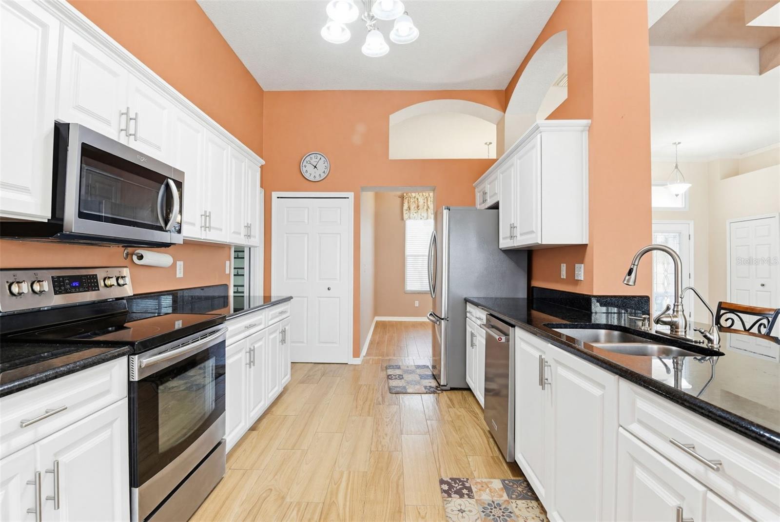 Image 8 of 31 For 1840 Tara Marie Lane