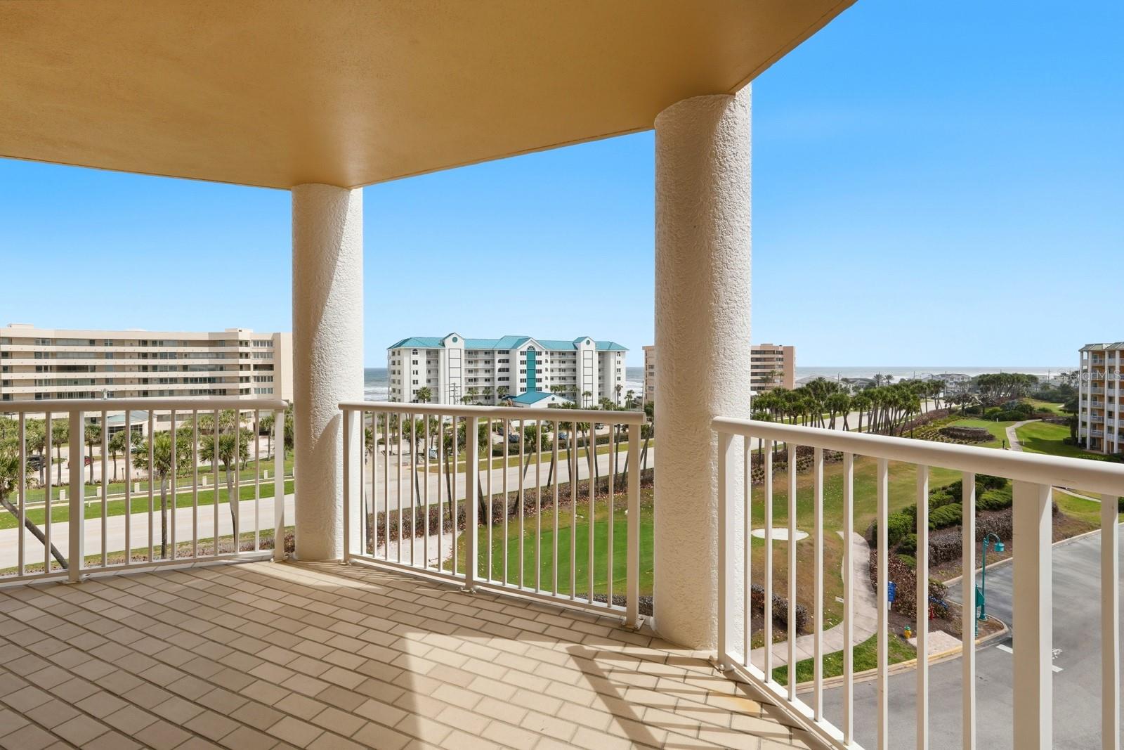 Image 24 of 49 For 4650 Links Village Drive A605