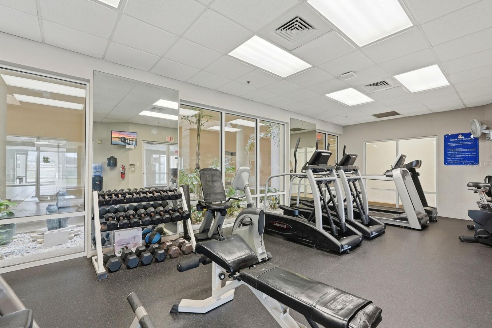 Image 39 of 49 For 4650 Links Village Drive A605