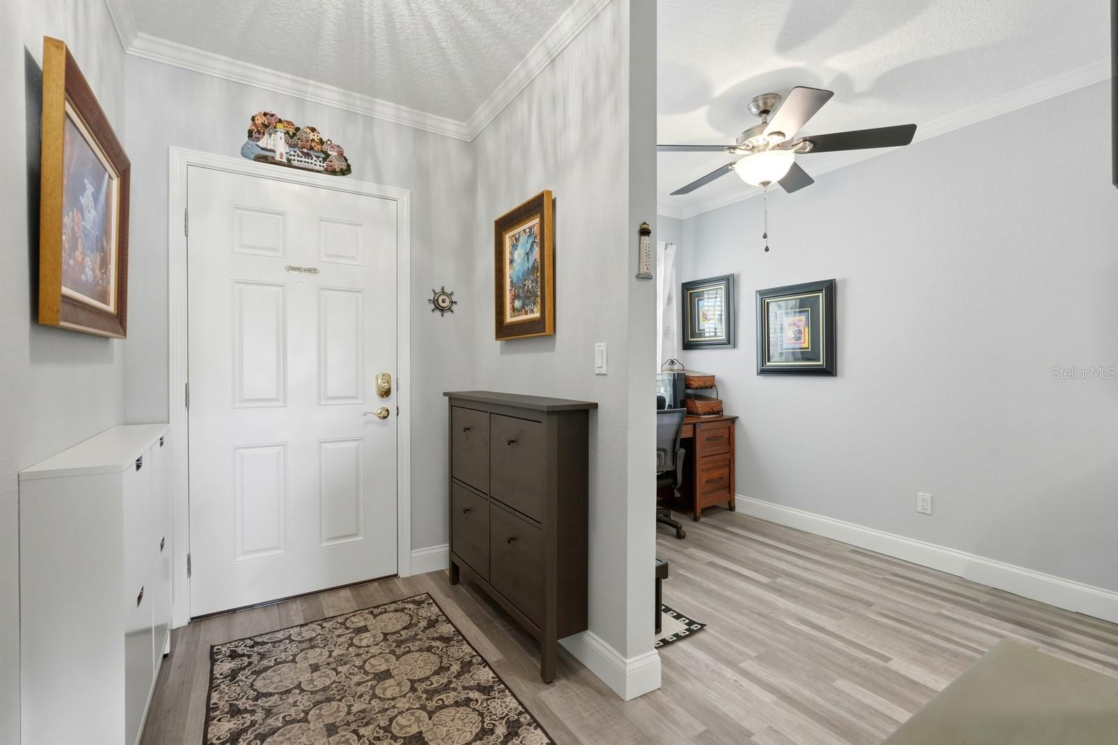 Image 8 of 49 For 4650 Links Village Drive A605