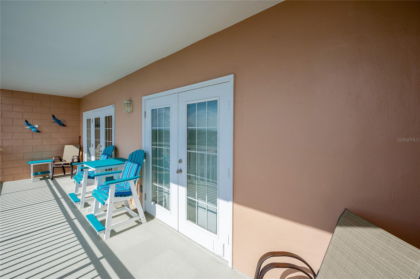 Image 7 of 32 For 404 Beach Street 1002 (370)