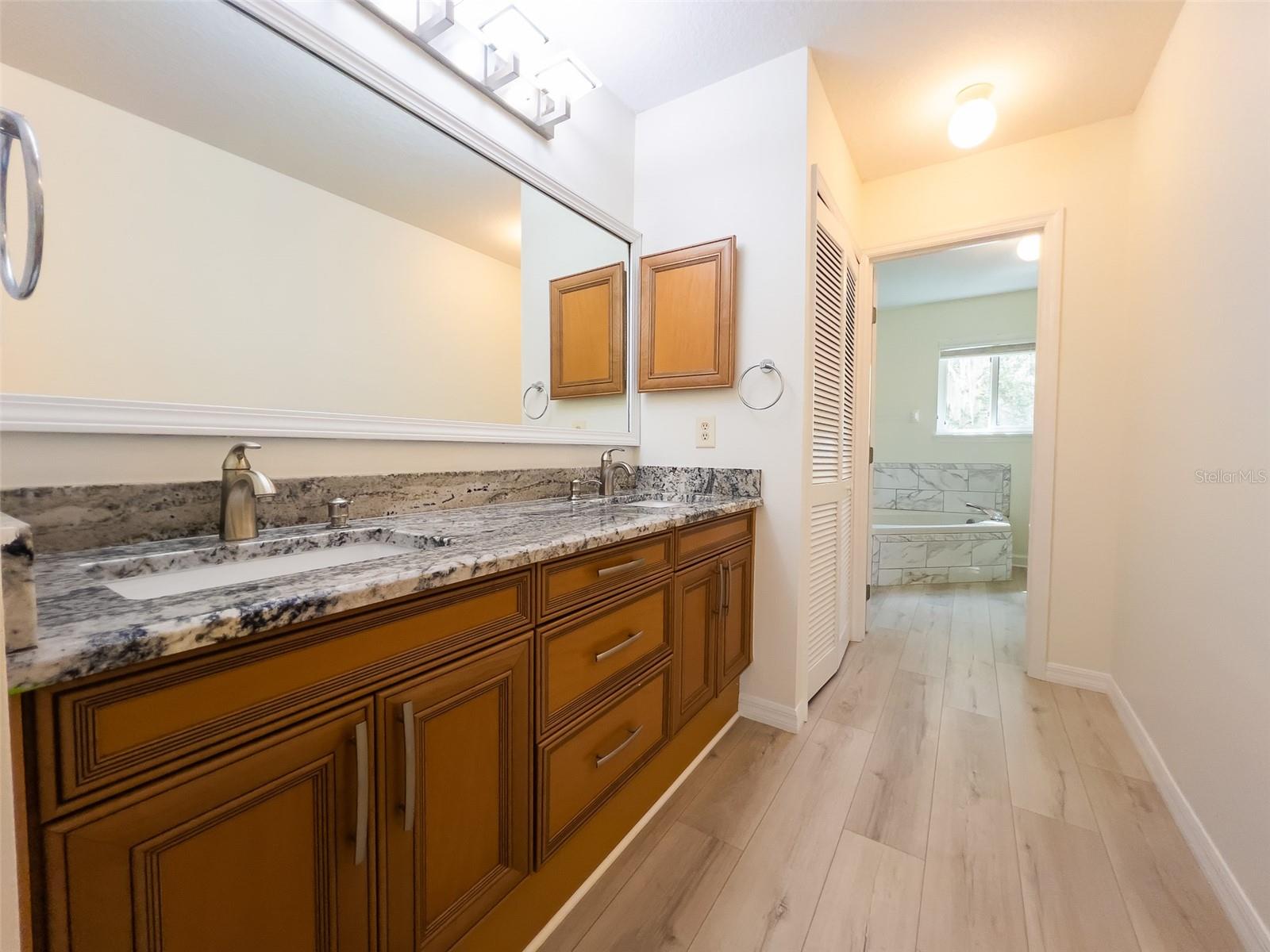 Image 18 of 25 For 125 Fallen Timber Trail