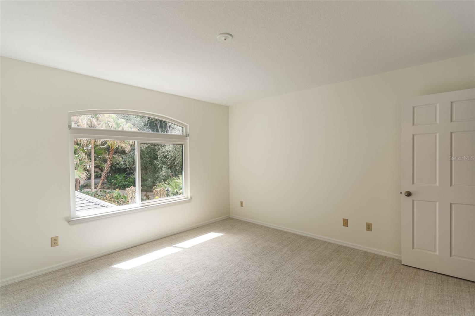 Image 22 of 25 For 125 Fallen Timber Trail