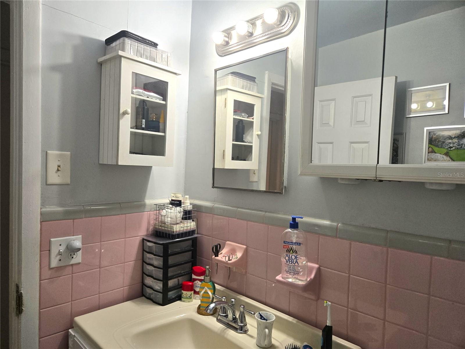 Image 14 of 21 For 701 Delaware Avenue