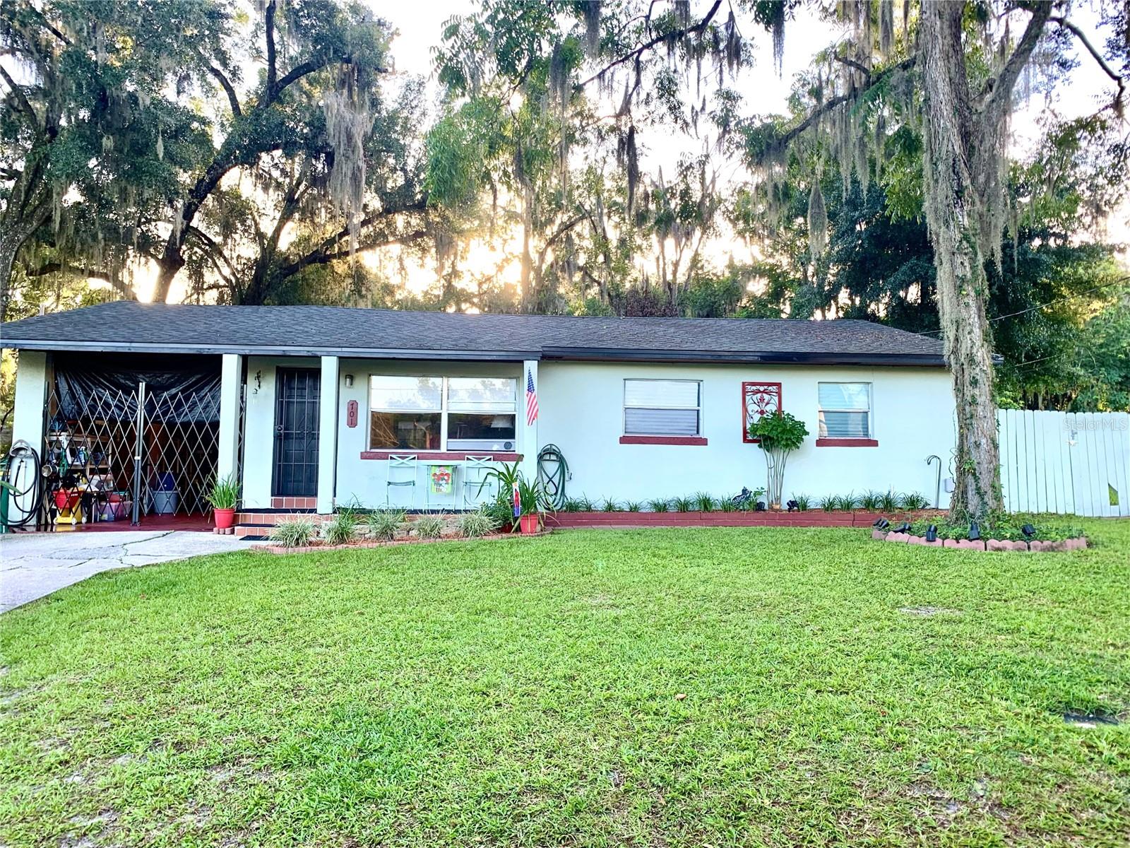 Image 2 of 13 For 701 Delaware Avenue