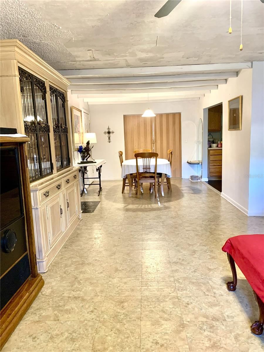 Image 7 of 13 For 701 Delaware Avenue