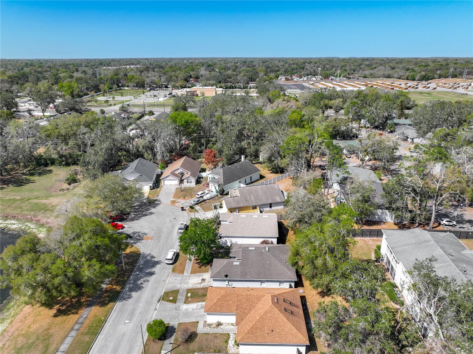 Image 7 of 35 For 5065 Foxcroft Court