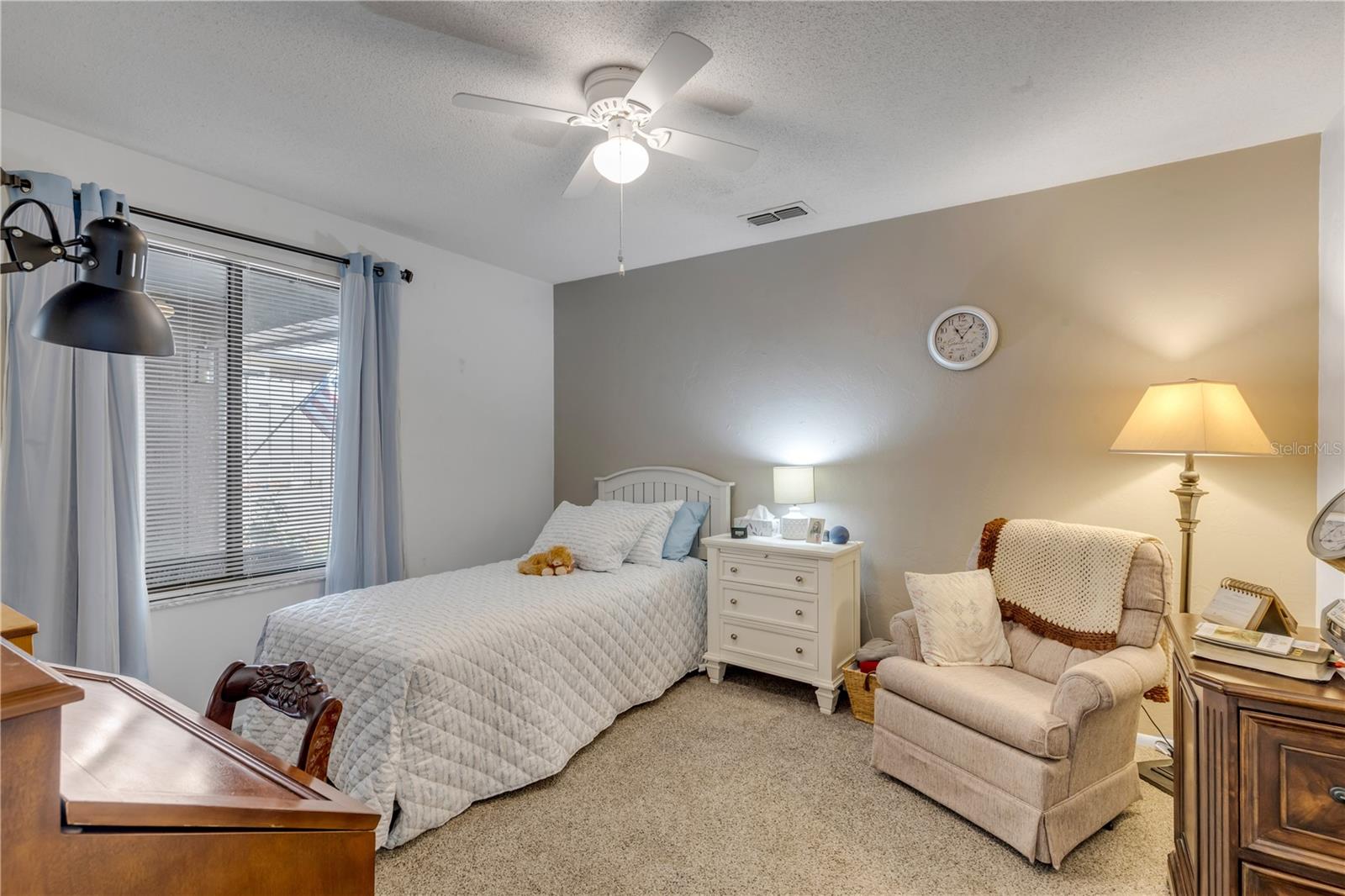 Image 18 of 39 For 49 Crooked Pine Road