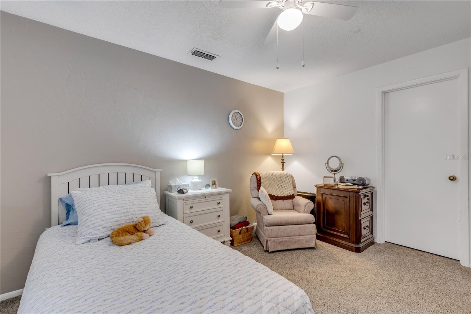 Image 19 of 39 For 49 Crooked Pine Road