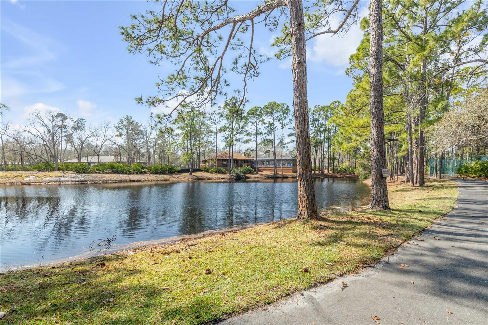 Image 33 of 39 For 49 Crooked Pine Road