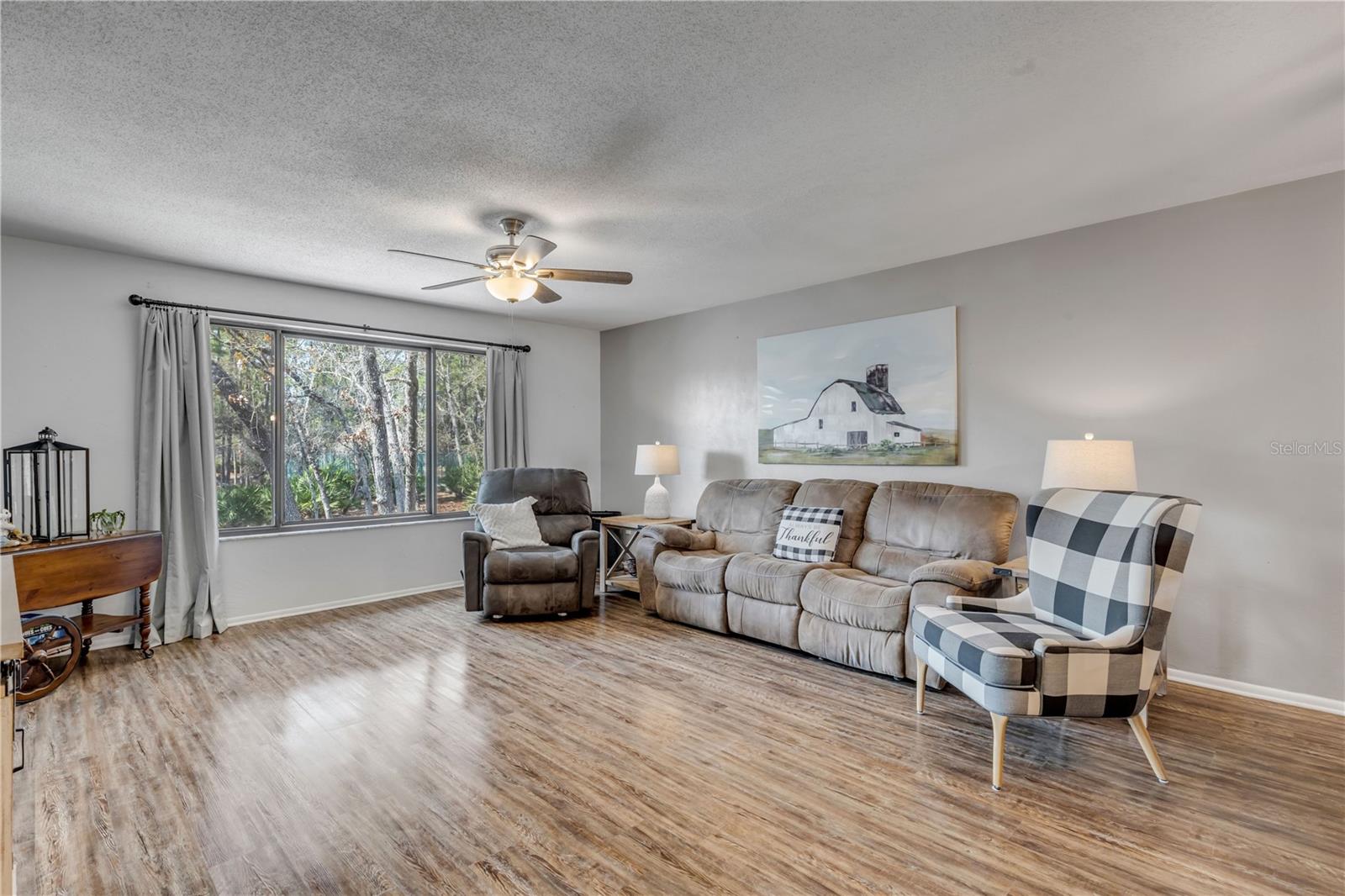 Image 8 of 39 For 49 Crooked Pine Road