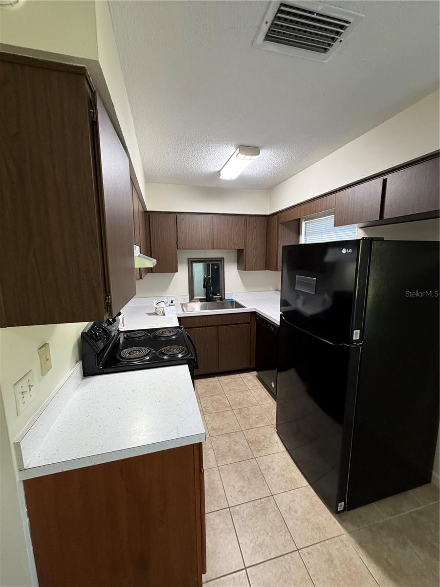 Image 2 of 10 For 838 Indiana Avenue