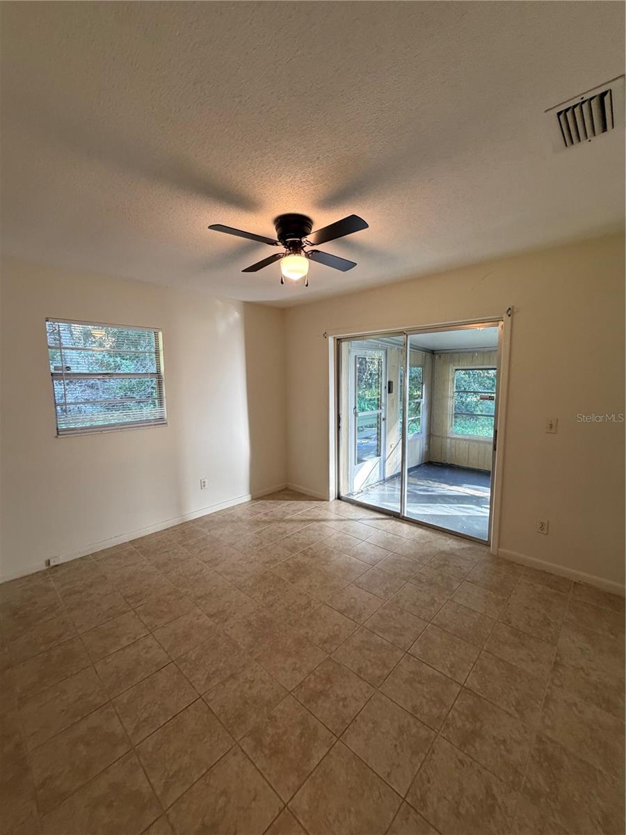 Image 5 of 10 For 838 Indiana Avenue