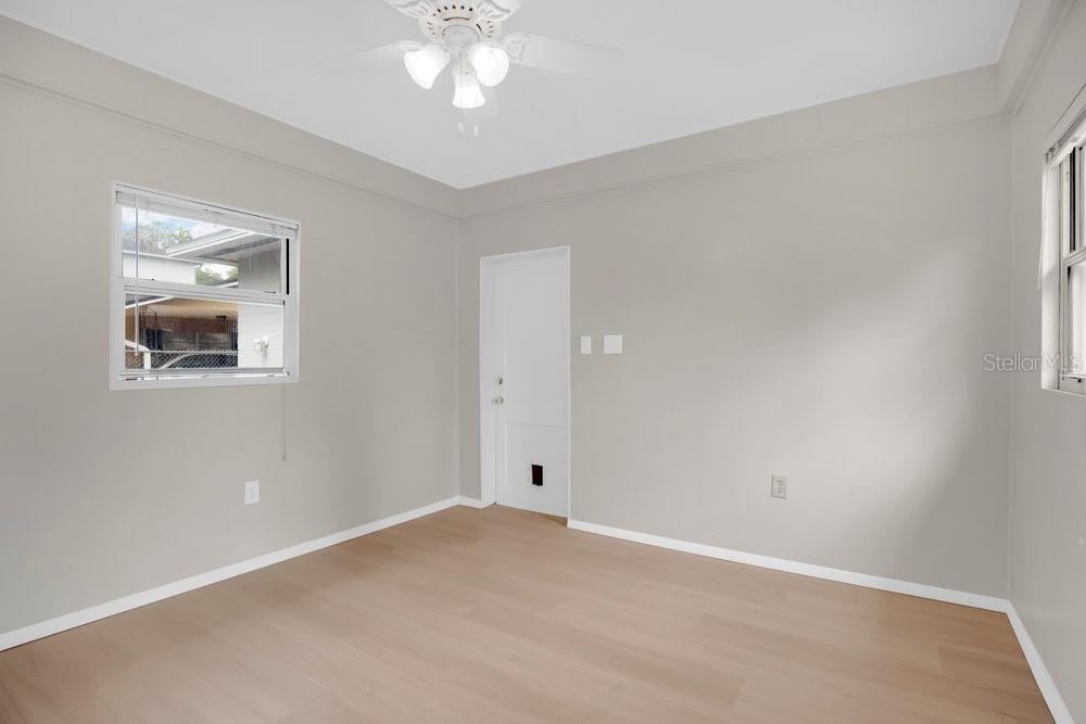 Image 11 of 24 For 15 Spruce Street