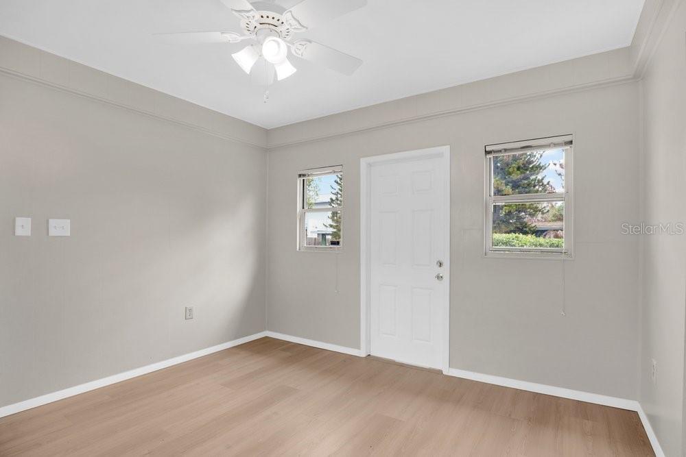 Image 12 of 24 For 15 Spruce Street