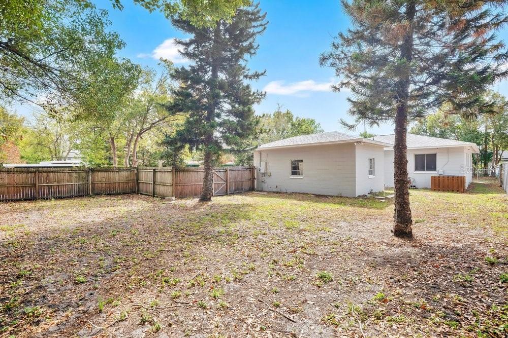 Image 24 of 24 For 15 Spruce Street