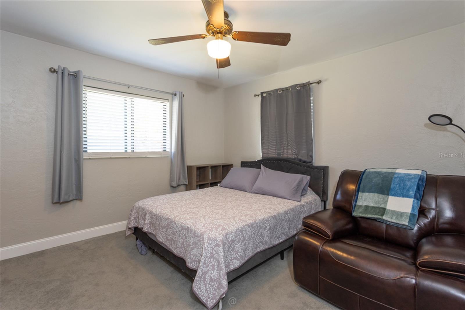 Image 13 of 31 For 506 Elsasser Street