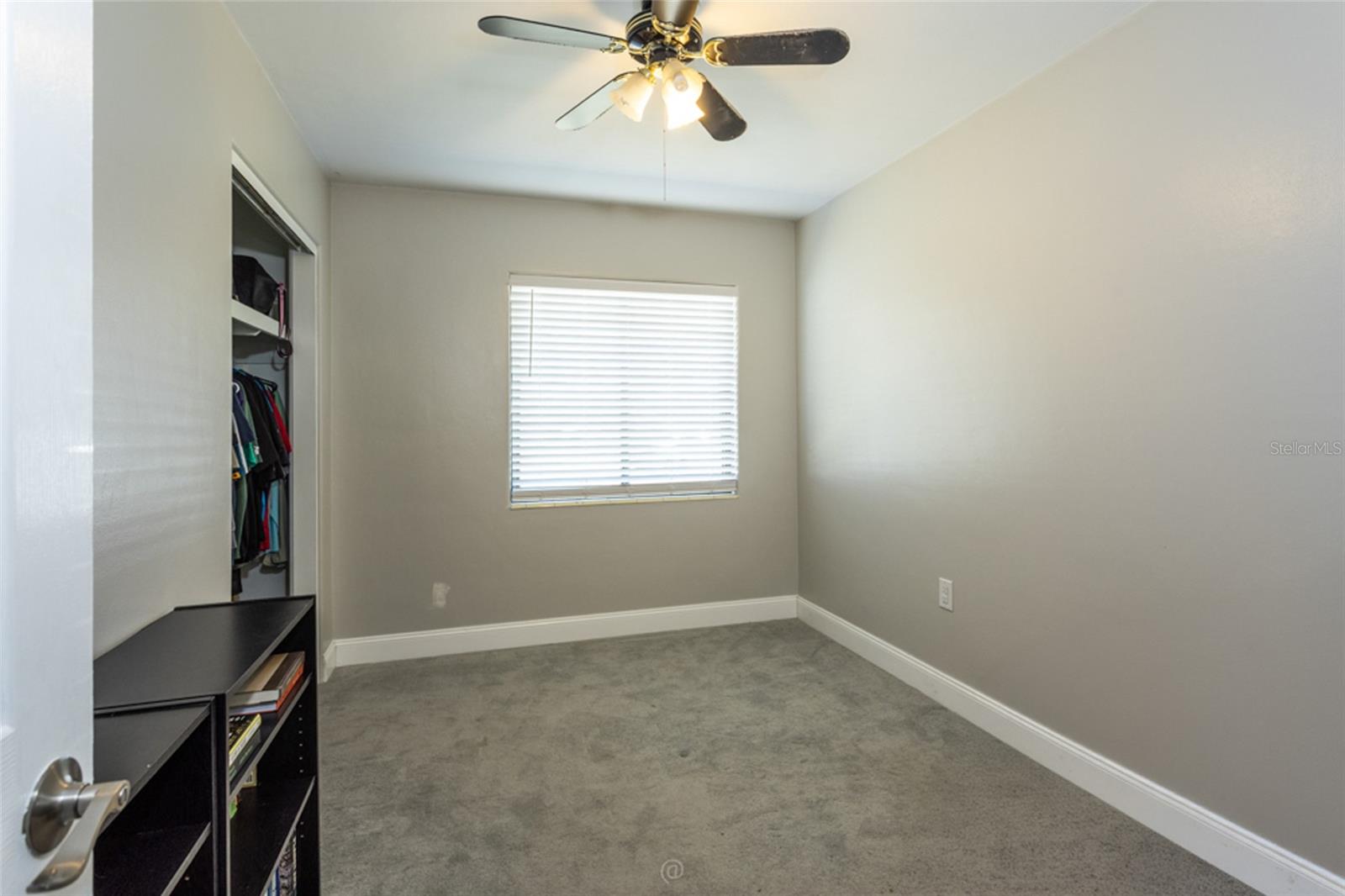 Image 15 of 31 For 506 Elsasser Street