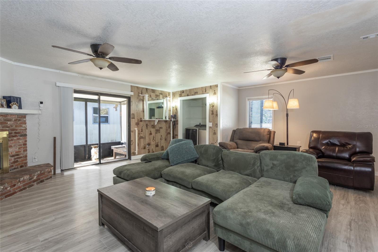 Image 7 of 31 For 506 Elsasser Street