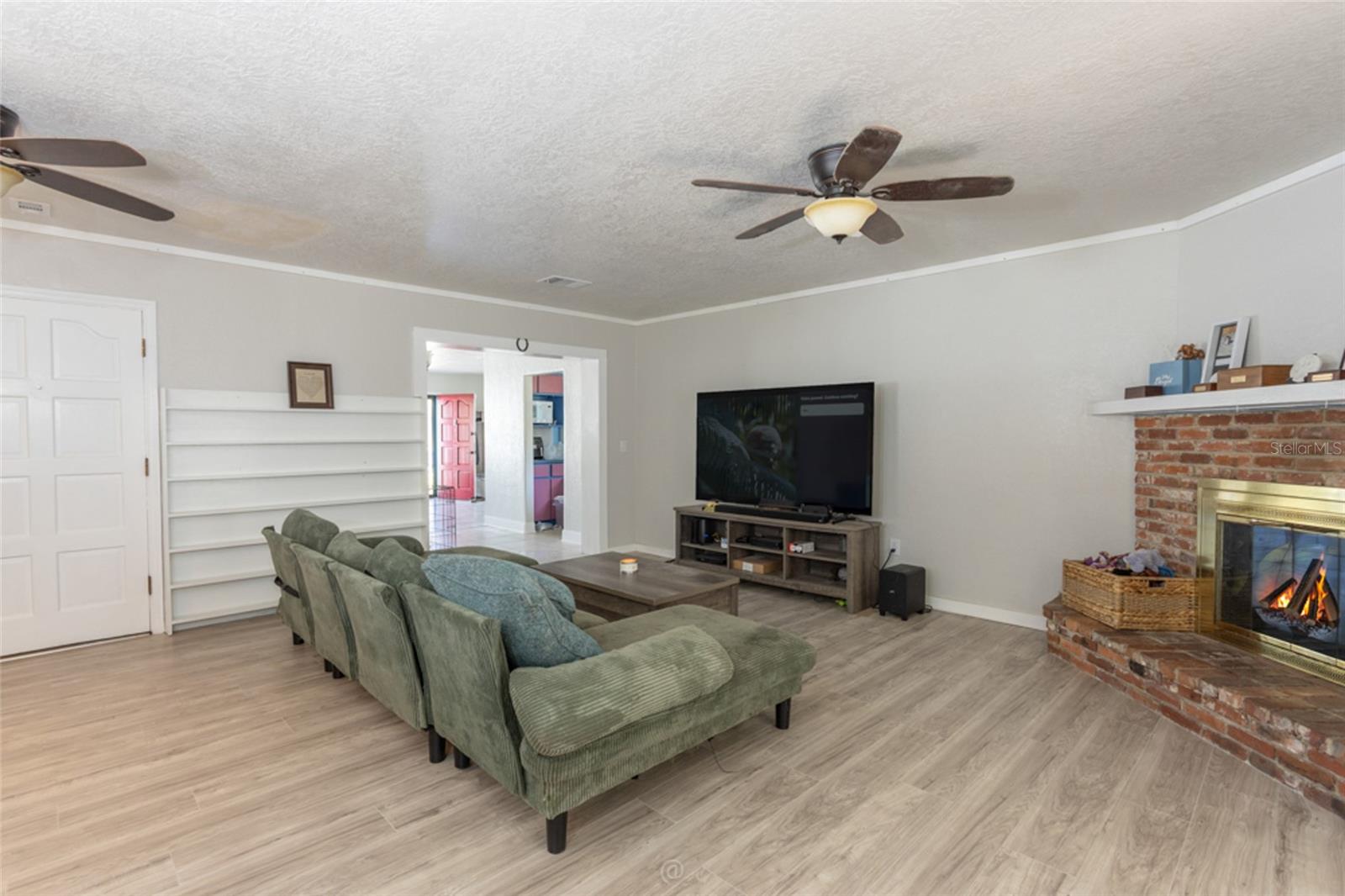 Image 8 of 31 For 506 Elsasser Street