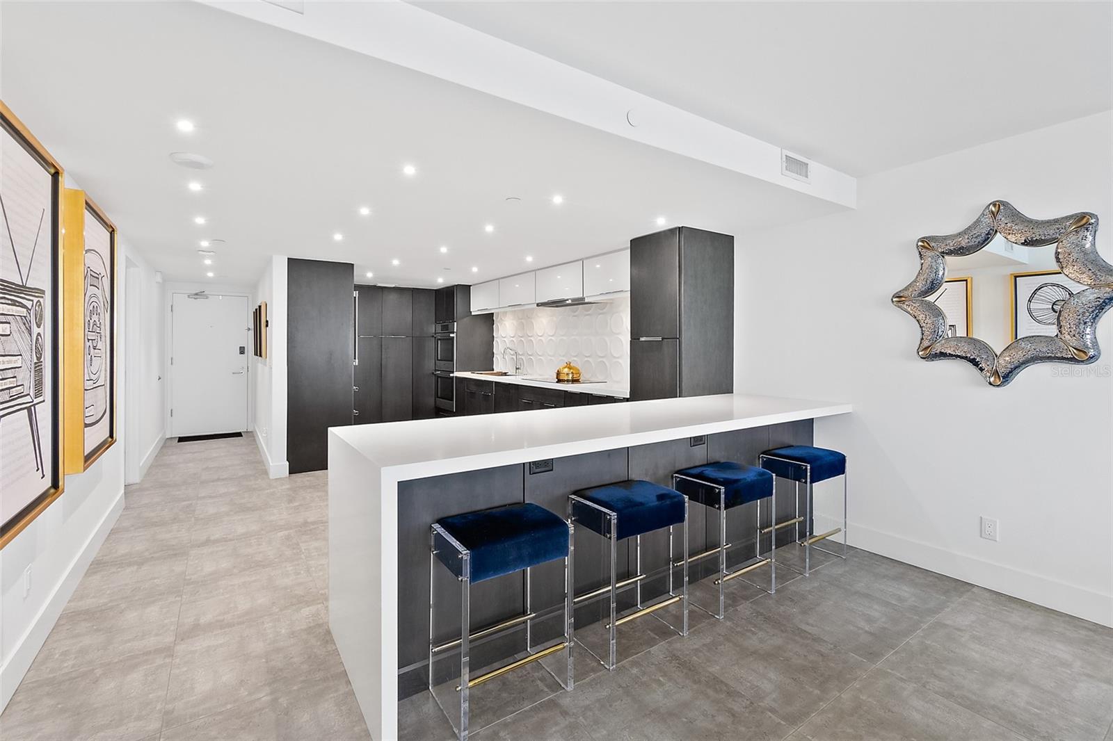 Image 22 of 83 For 2545 Atlantic Avenue 104-105