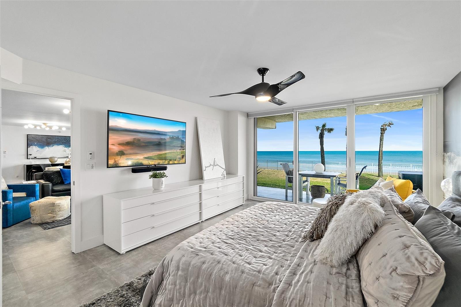 Image 29 of 83 For 2545 Atlantic Avenue 104-105