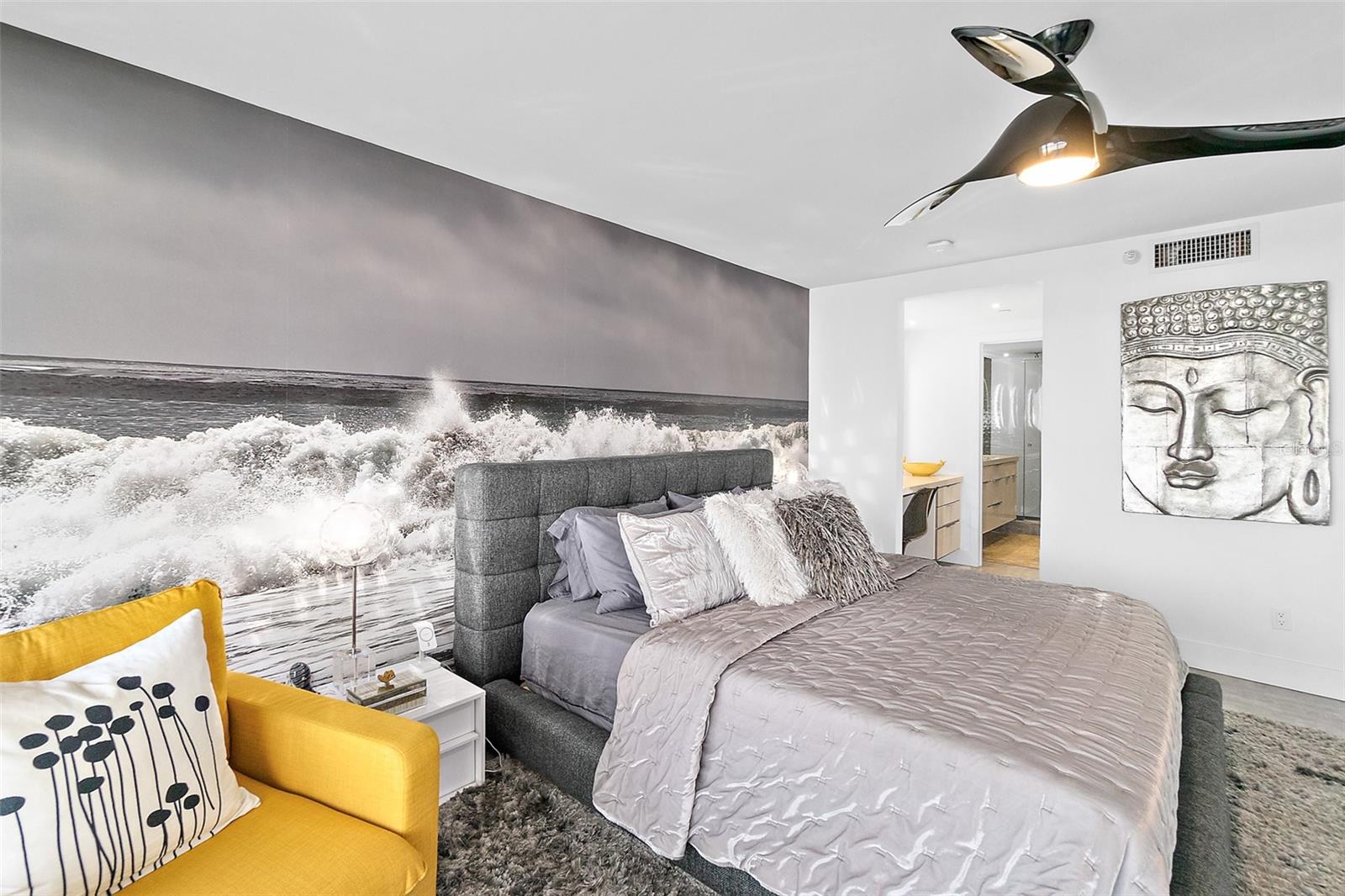 Image 31 of 83 For 2545 Atlantic Avenue 104-105