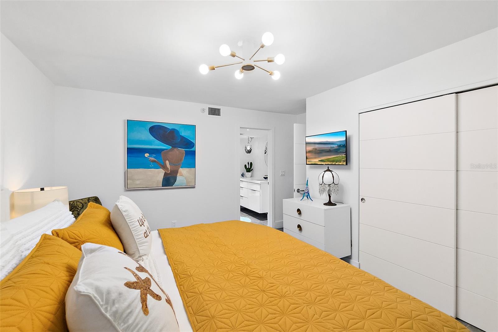 Image 44 of 83 For 2545 Atlantic Avenue 104-105