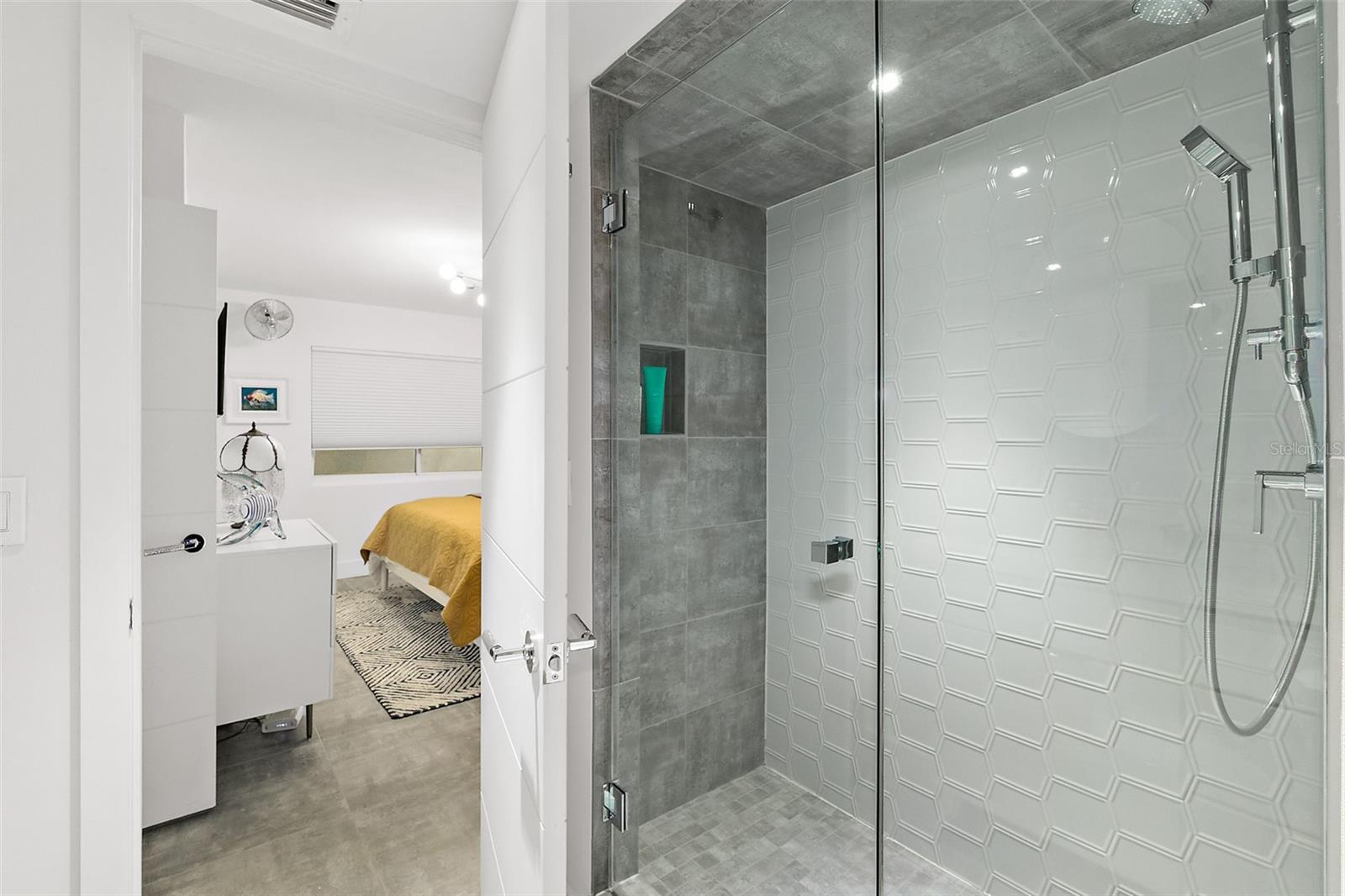 Image 46 of 83 For 2545 Atlantic Avenue 104-105