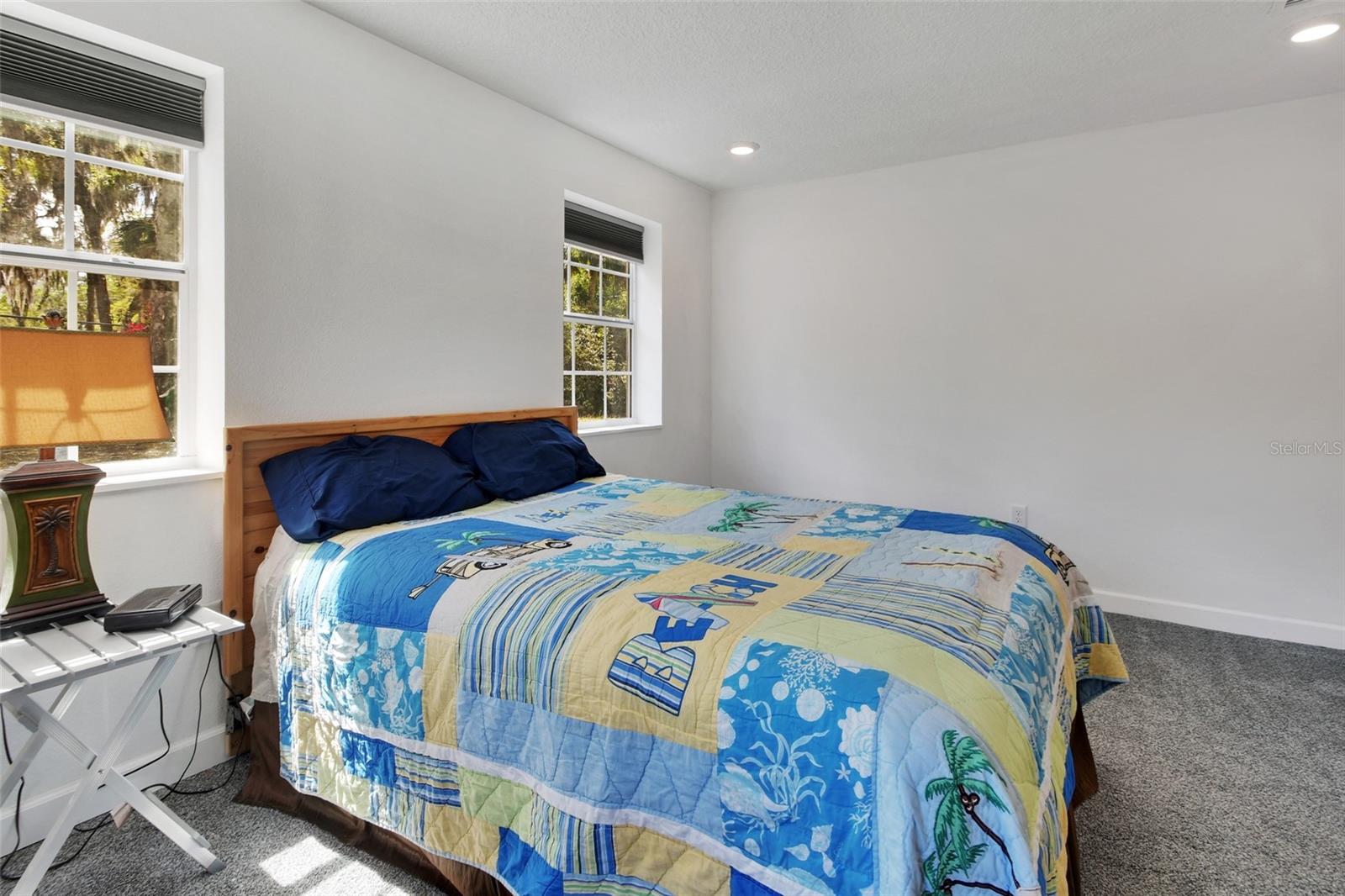 Listing photo id 19 for 4611 Grand Avenue