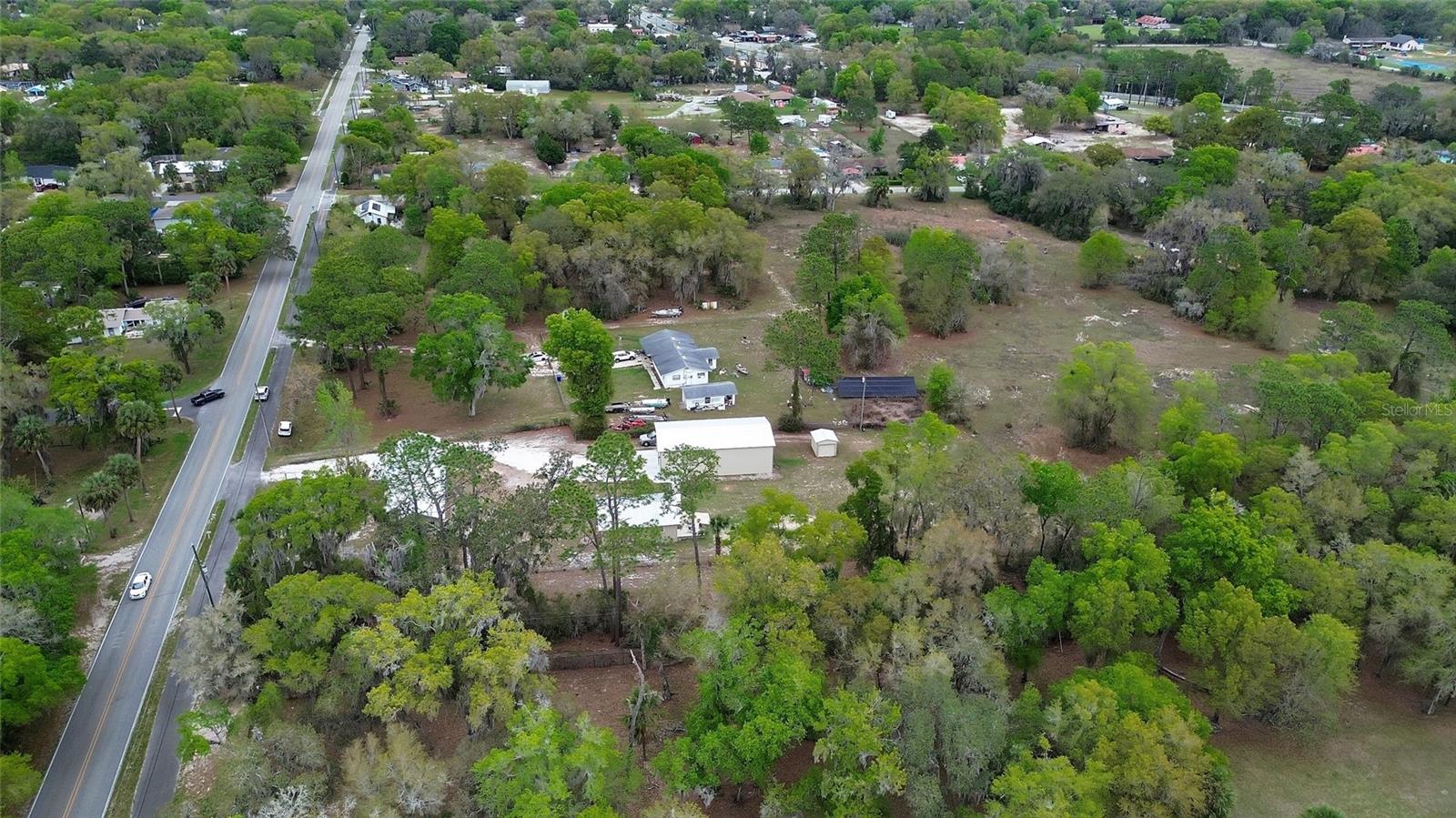 Listing photo id 62 for 4611 Grand Avenue