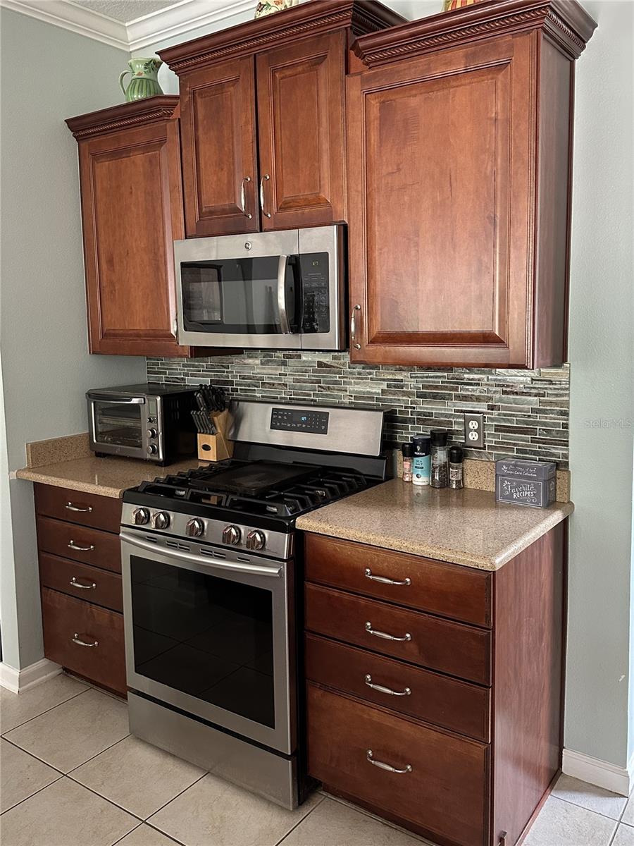 Image 7 of 36 For 201 Asterbrooke Drive