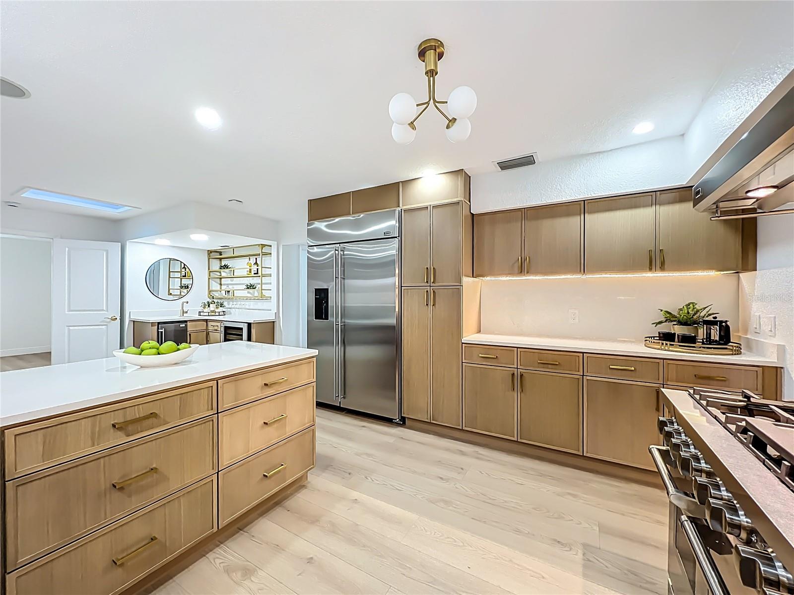 Image 11 of 100 For 51 Oakleigh Lane