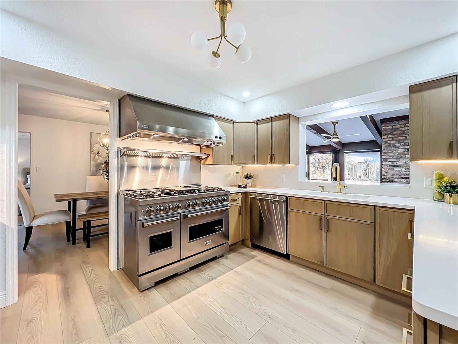 Image 13 of 100 For 51 Oakleigh Lane