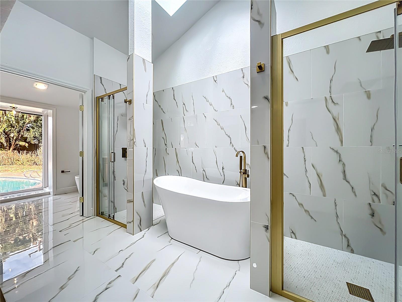 Image 26 of 100 For 51 Oakleigh Lane