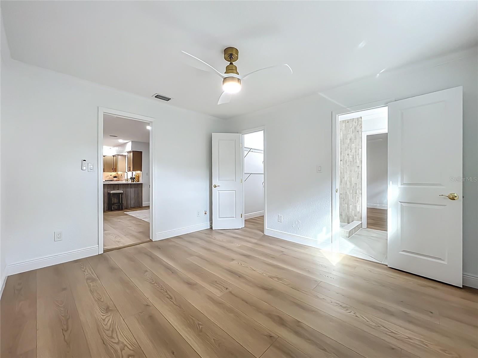 Image 48 of 100 For 51 Oakleigh Lane