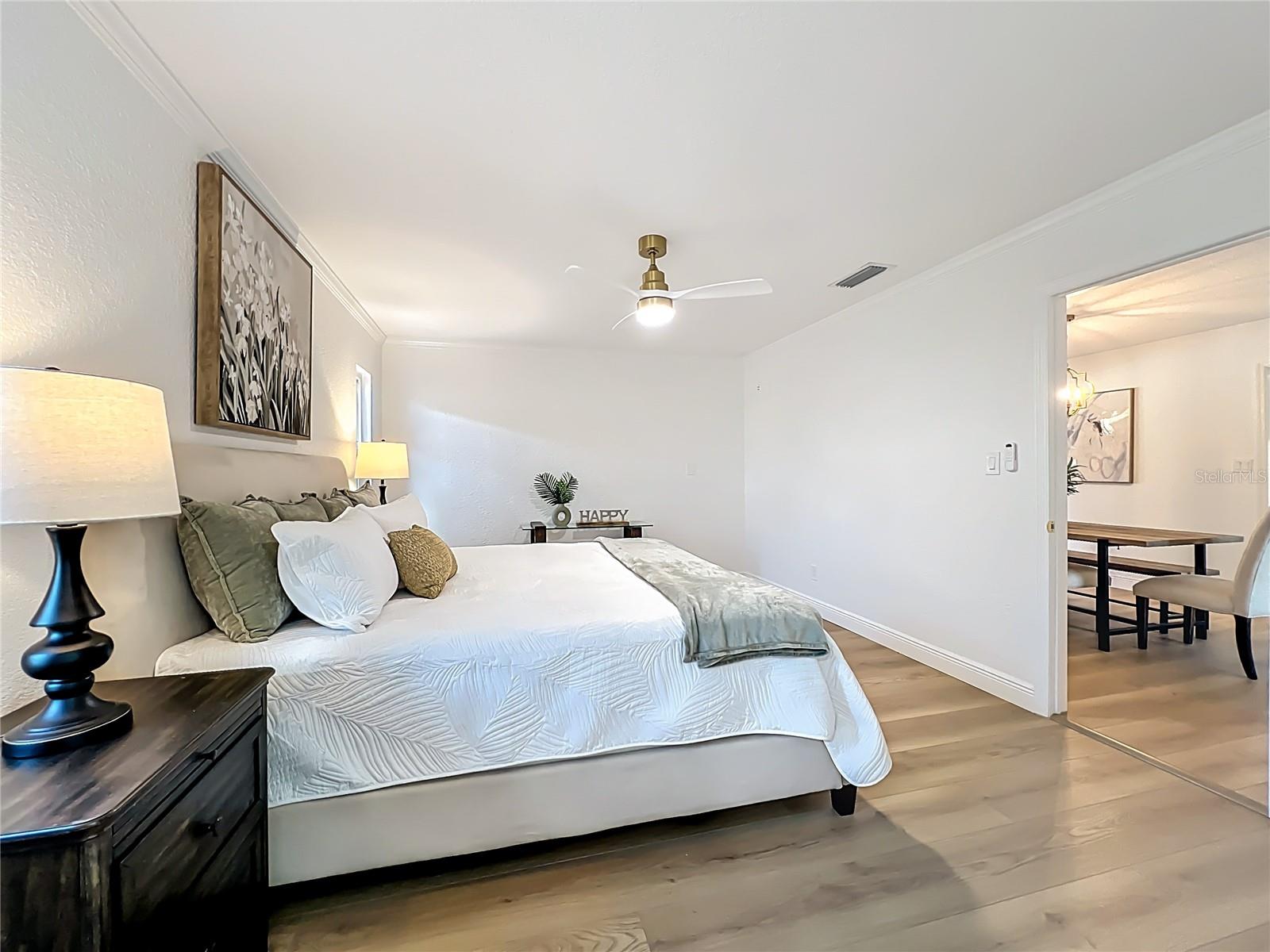 Image 55 of 100 For 51 Oakleigh Lane