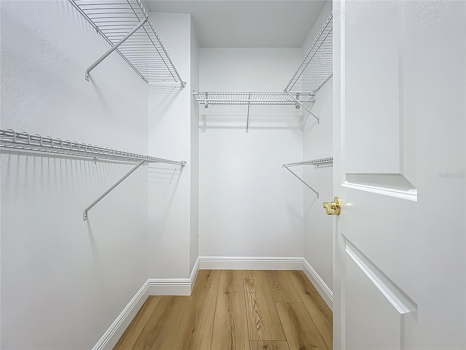 Image 56 of 100 For 51 Oakleigh Lane