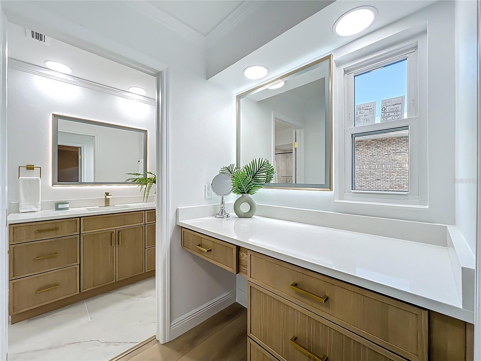 Image 57 of 100 For 51 Oakleigh Lane