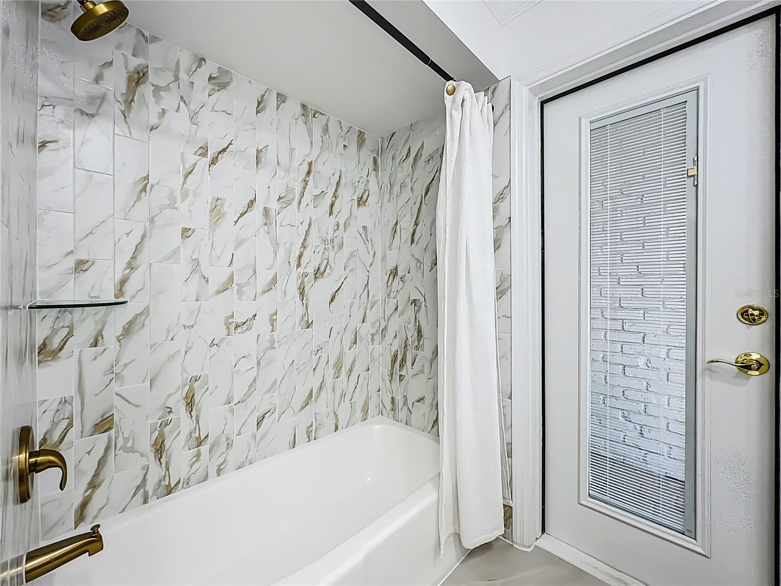 Image 61 of 100 For 51 Oakleigh Lane