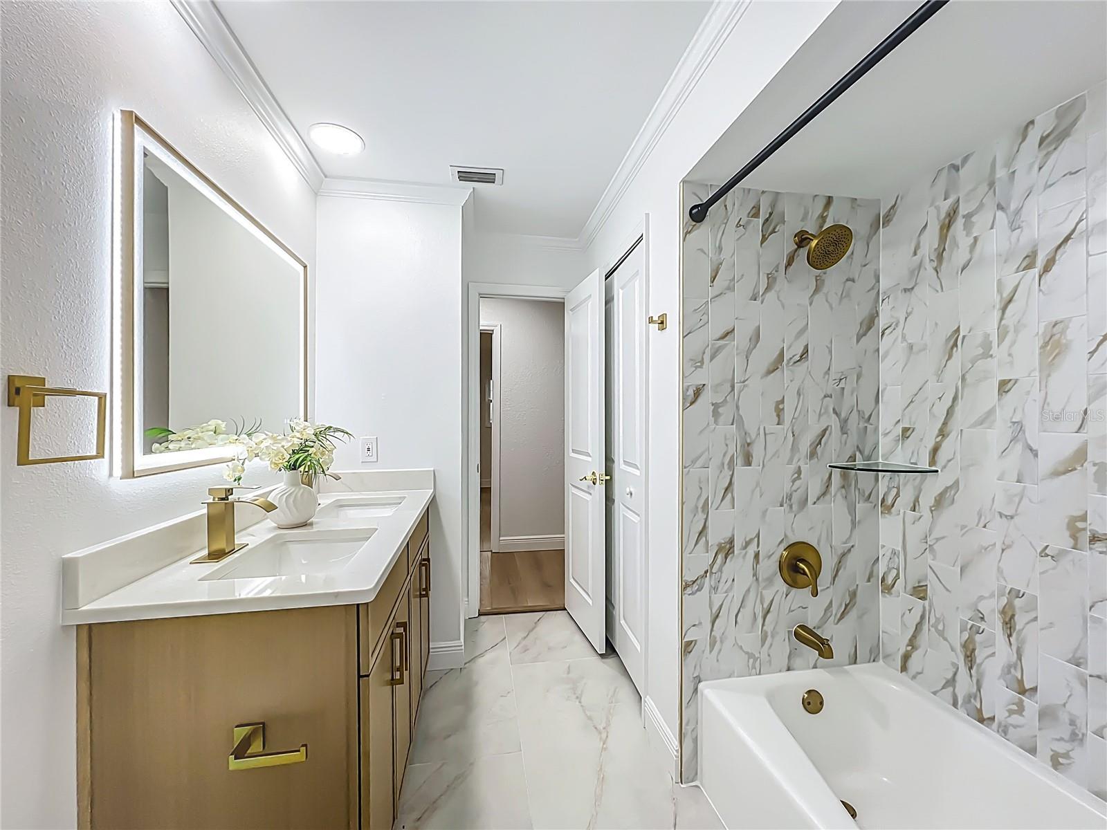 Image 62 of 100 For 51 Oakleigh Lane