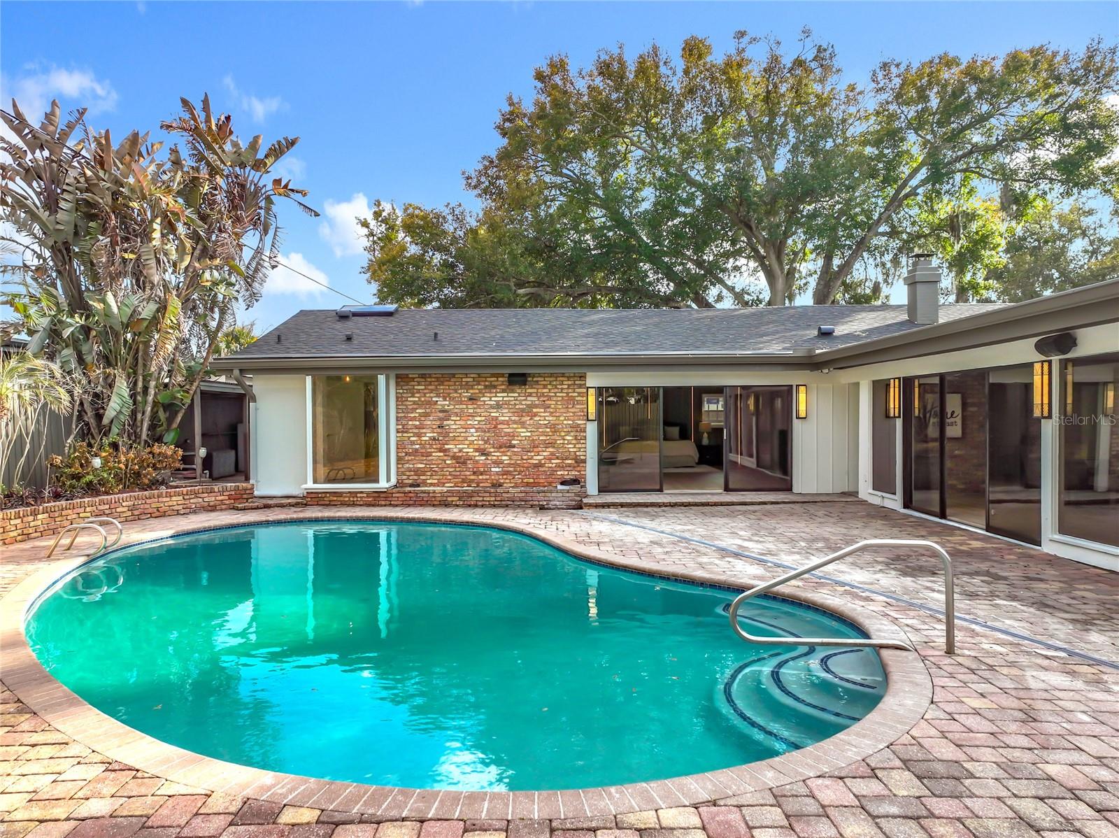 Image 89 of 100 For 51 Oakleigh Lane