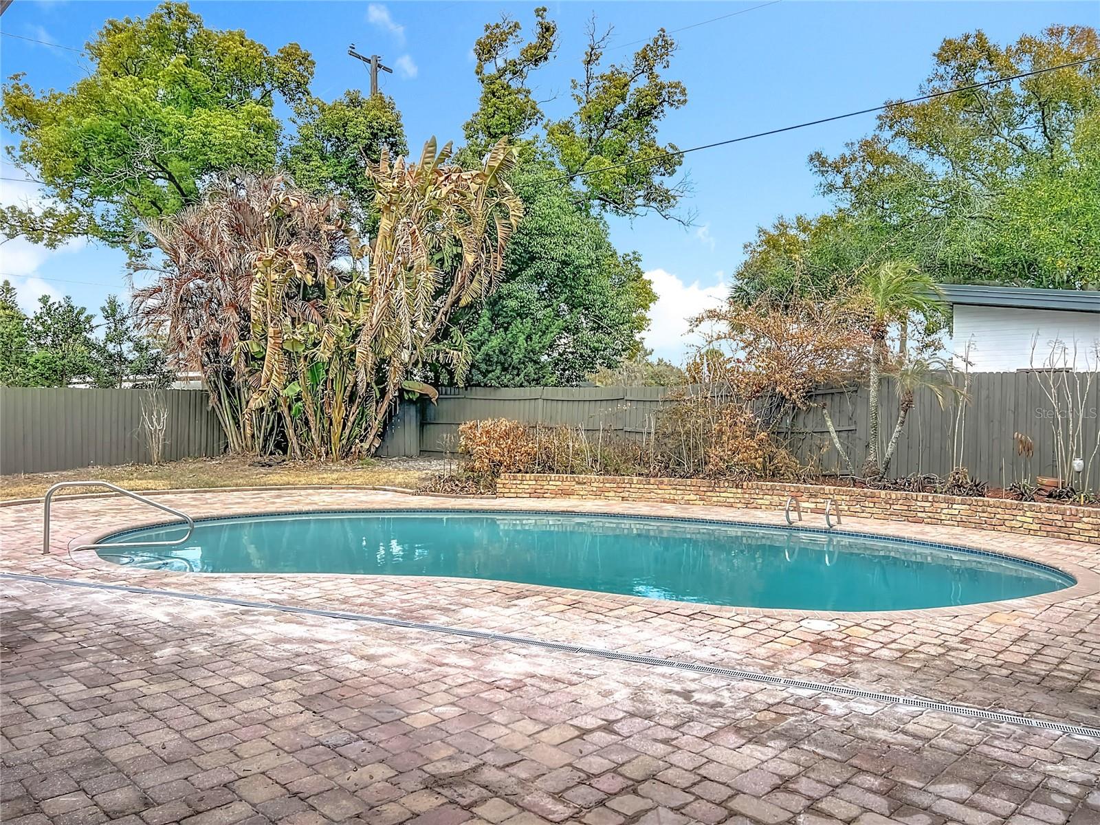 Image 94 of 100 For 51 Oakleigh Lane