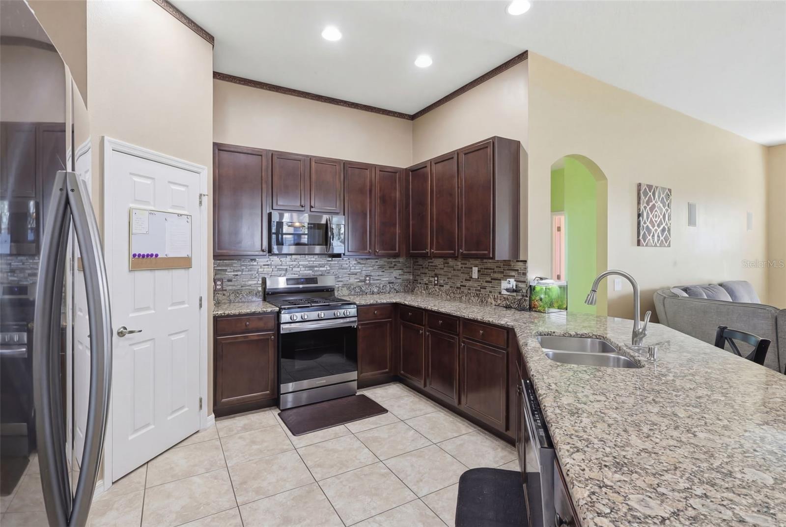 Image 17 of 63 For 705 Ostrich Fern Lane